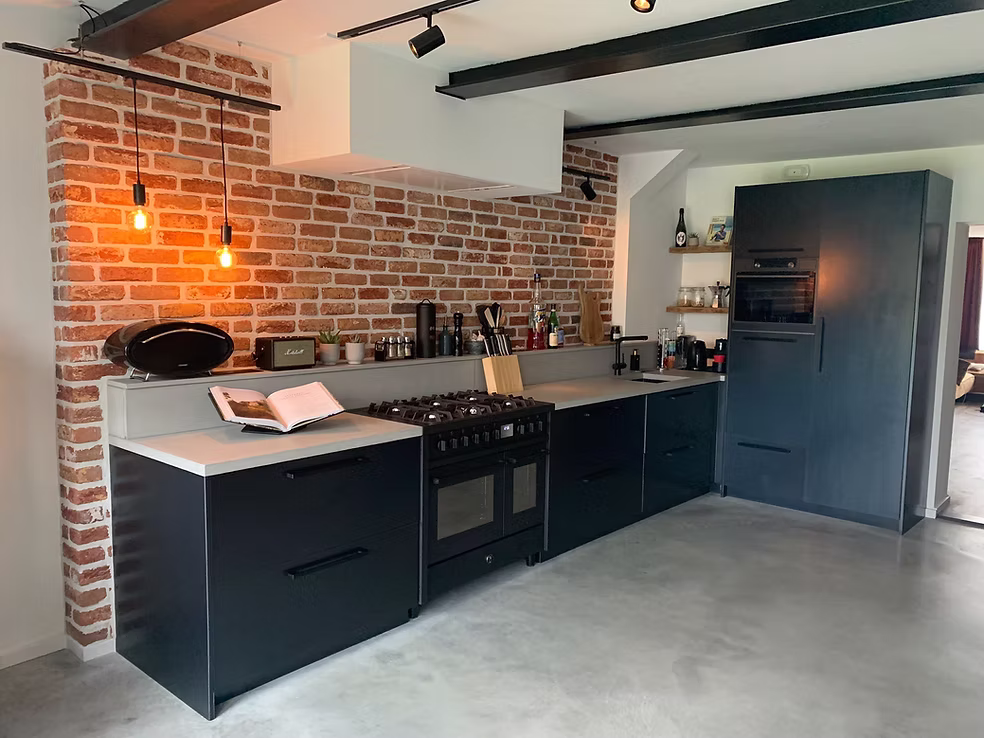 Binnenrenovatie met open keuken — Eijsden